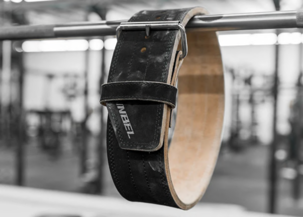 POWER-LIFTING BELT WEIGHT LIFTING BELT NO TAPER FOR MAXIMUM SUPPORT & PROTECTION.